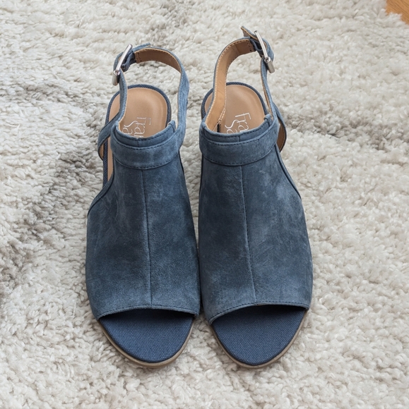 Franco Sarto Sandals - Women's 8M - Blue Suede. - NWOT - Picture 2 of 8